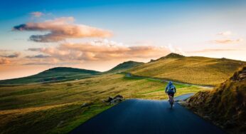 Sustainable Travel Tips : To Reduce Carbon Footprint
